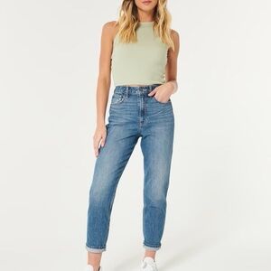 Hollister Ultra High Rise Mom Jeans